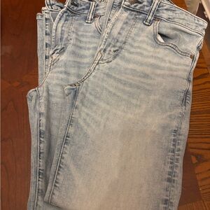 2 pair Men’s 29x32 American eagle Jean